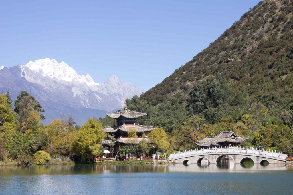 Pagoda and mountains in China.